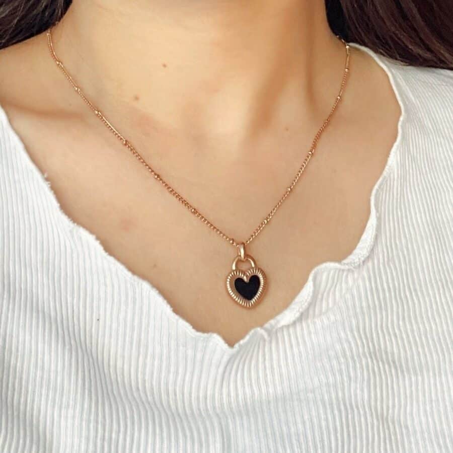 REVERSIBLE HEART NECKLACE