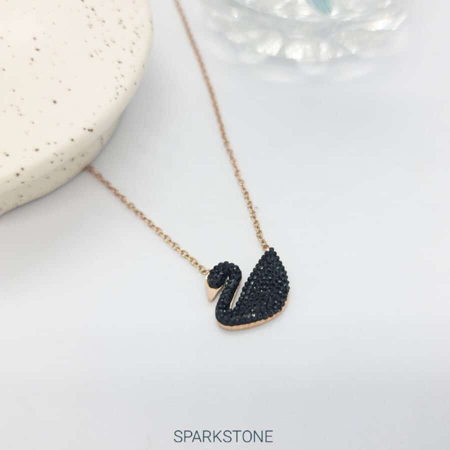 BLACK SWAN NECKLACE