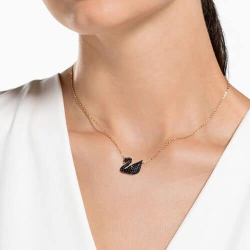 BLACK SWAN NECKLACE