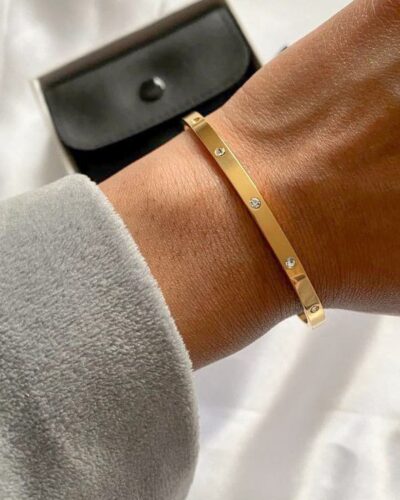 Bracelet banner