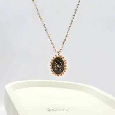 VICTORIAN NECKLACE