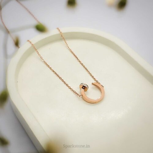 NAIL PENDANT