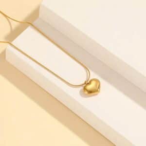 18k Gold Plated Heart Pendent Gold Chain Necklace for Womens Waterproof & Anti-Tarnish