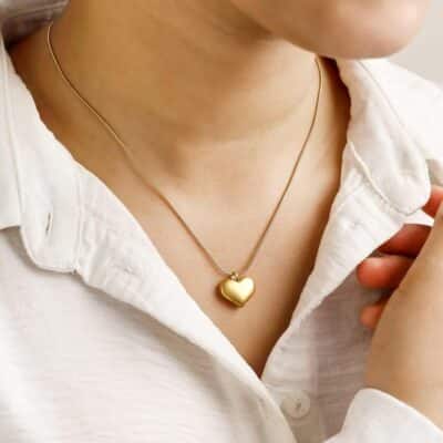 18k Gold Plated Heart Pendent Gold Chain Necklace for Womens Waterproof & Anti-Tarnish - Image 2