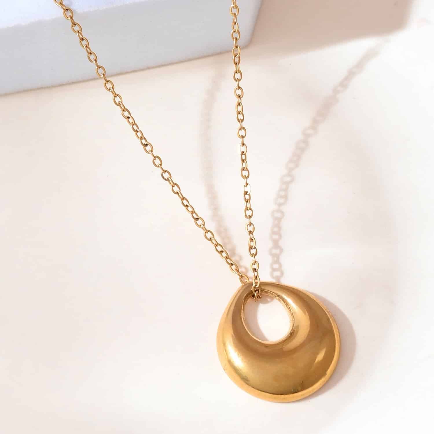 2026/06/122271.jpg Moonlit Glam Gold Plated Pendant - Image 1