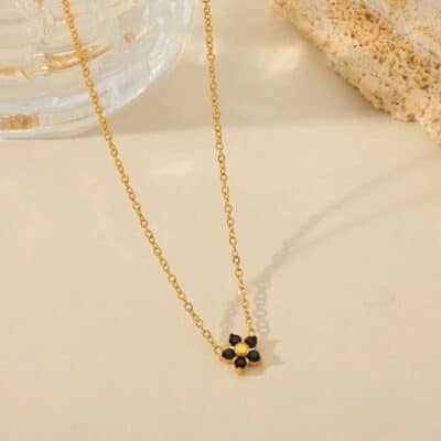 Noir Bloom Necklace – 18K Gold Plated - Image 3
